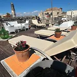 Azzurretta Guest House